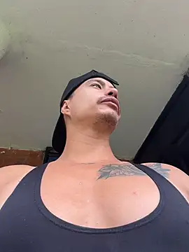 RaySullivan online show from April 15, 7:58 pm