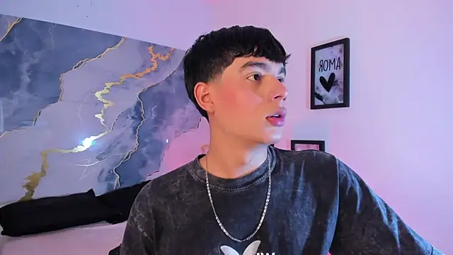 Isaac Kurtt online show from November 24, 7:48 pm