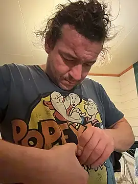 miguel910921 online show from January 15, 11:40 pm