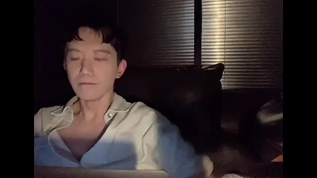 CouplingCry online show from November 30, 2:52 pm