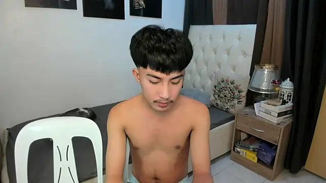 Urloverhardcock online show from November 25, 4:58 am