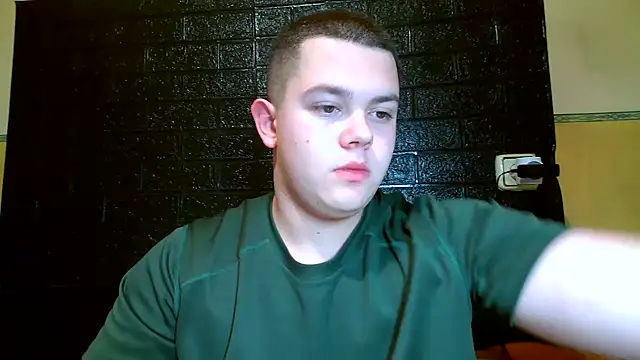 CuteButNaughty  online show from November 26, 8:01 pm