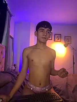 estebanperez 26 online show from December 2, 11:13 am