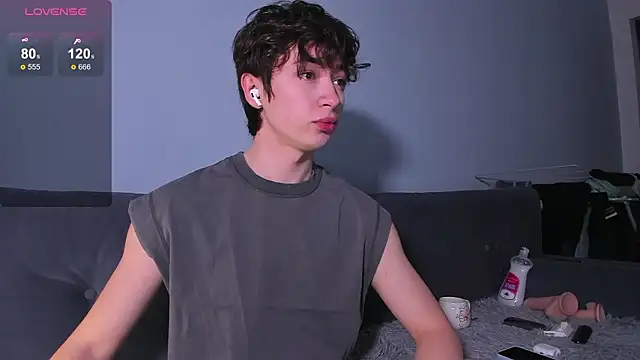 AlanReckless online show from March 24, 5:12 am