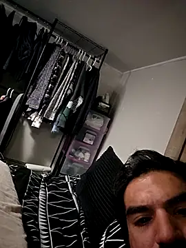 piggylatino online show from November 11, 9:42 pm