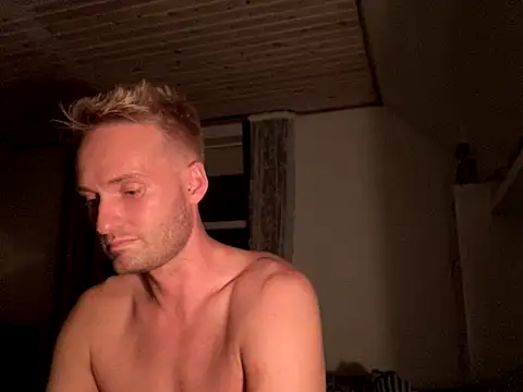 SUB-Blond online show from November 13, 8:46 pm