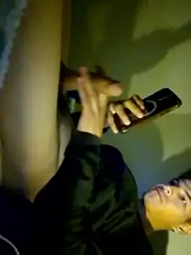 quetzal200128 online show from December 1, 4:59 am