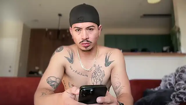 nudecouple100 online show from November 24, 4:52 pm