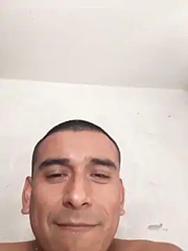 Solo privado online show from April 3, 8:16 pm