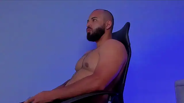 Chris Varden online show from March 18, 8:34 pm