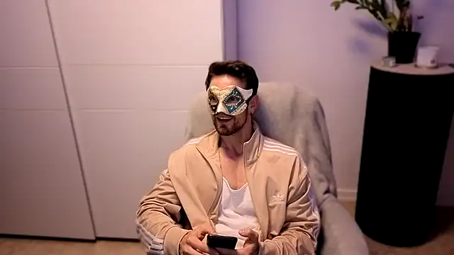 Mystery Mark online show from November 25, 6:10 pm