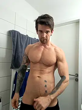 Mystery Mark online show from March 9, 7:19 pm