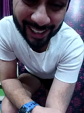 Cute Lucky online show from January 7, 6:57 pm