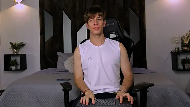 Ostin Saints online show from February 7, 10:37 pm