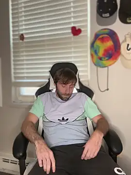 strippingmale1 online show from November 27, 7:50 pm