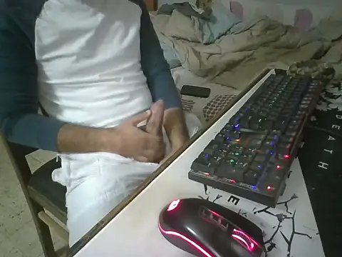 caiomurdock online show from November 27, 12:25 am