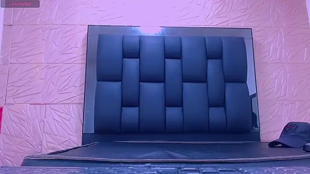 Hot Latino x online show from April 17, 7:16 pm