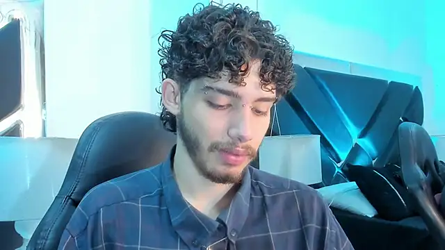 JojoBraando online show from December 1, 12:13 am