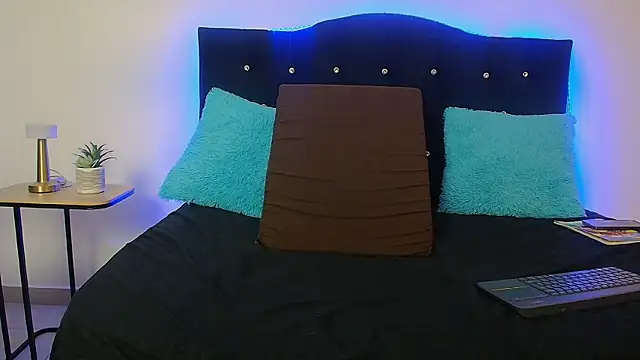 eren jeager online show from January 17, 3:09 am