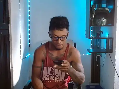 bigblackmen117uncs online show from November 23, 9:04 pm