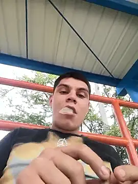 sebastianfelipe online show from February 13, 4:56 pm