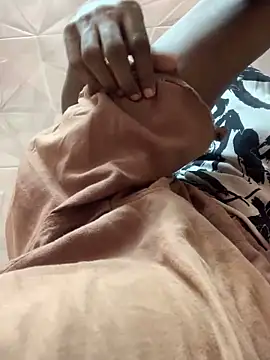 akgymnastic77Z online show from June 17, 5:04 pm