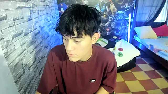 jay orange online show from December 5, 7:43 pm