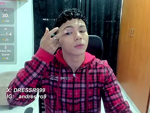 secret justin7 online show from December 18, 12:45 pm