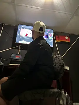 tratosucio online show from December 19, 7:38 am