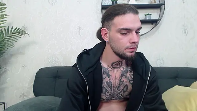 KaneHunter online show from December 2, 9:29 pm