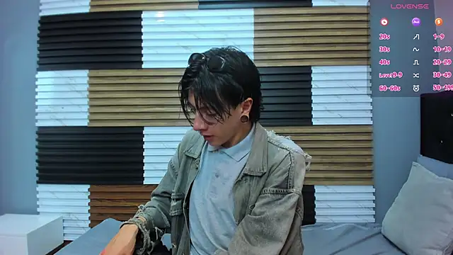 LiamShelby online show from January 10, 3:23 am