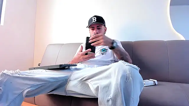 MatthewCullen online show from March 6, 8:17 pm