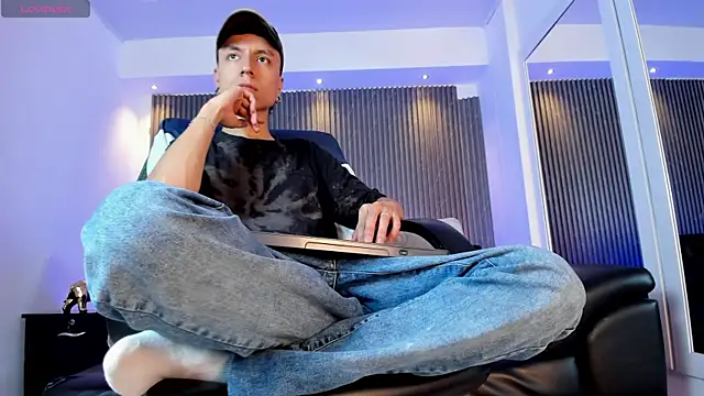 Bastthianxxx online show from December 19, 8:06 pm