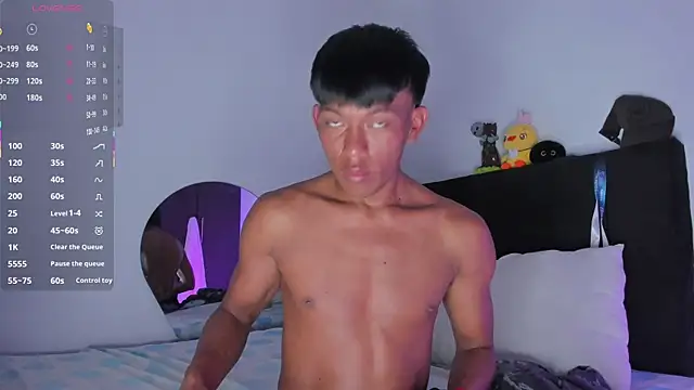 santinaughty online show from April 11, 8:45 pm