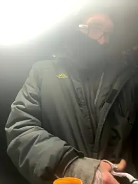 Theonly1uneedd online show from February 19, 8:33 am