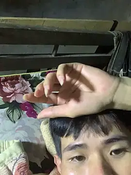 anh-soi123 online show from April 19, 6:10 pm