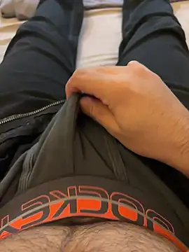 BlahNextDoor online show from December 15, 4:48 pm