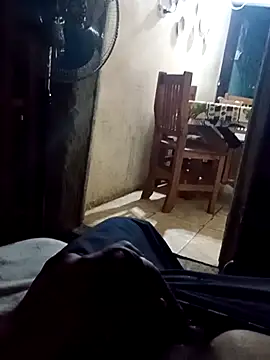 goldenpen1993 online show from December 1, 5:10 am