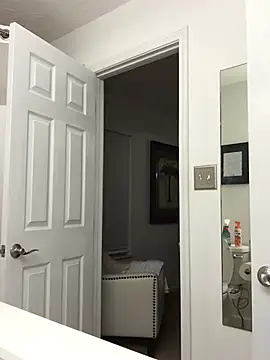 Toothpic1 online show from January 16, 7:11 am