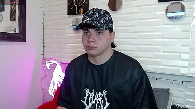 Dylan fooxx online show from January 5, 7:17 pm