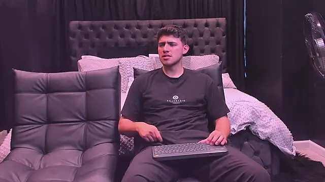 big  friends online show from April 25, 7:55 pm