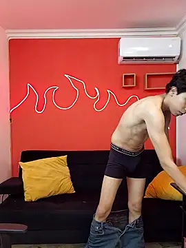 Neo Twink online show from January 13, 7:07 pm