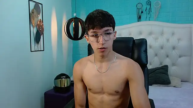 jeremy job online show from April 6, 12:28 pm