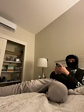 phantom898983 online show from March 19, 5:10 am