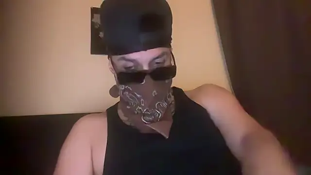 angelblanco online show from March 28, 8:58 am