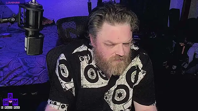 Bi Master Mack online show from April 3, 5:26 am