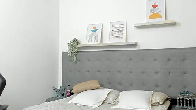 sebastamayo  online show from February 22, 8:05 am