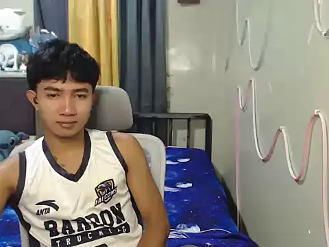 Ur hottestjonny online show from June 30, 10:55 pm