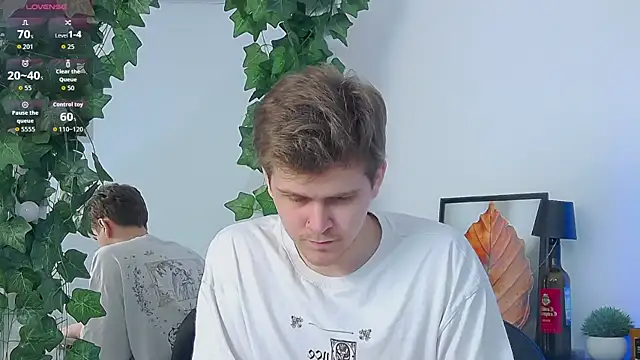 NickJohnas online show from March 6, 8:33 am