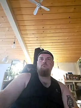 YoursxTruly online show from June 24, 1:03 pm